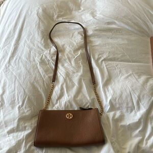 Tory Burch brown pebbled crossbody!